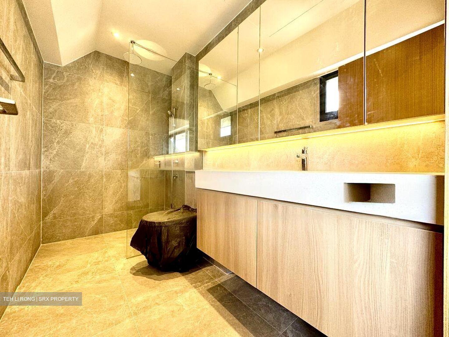 Chai Chee Road (D16), Terrace #455927031